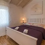 Villa Luxury With A Swimming Pool Risika, Krk - 17410 Vrbnik